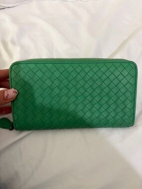 Bottega Veneta Green Leather Card Holder Wallet